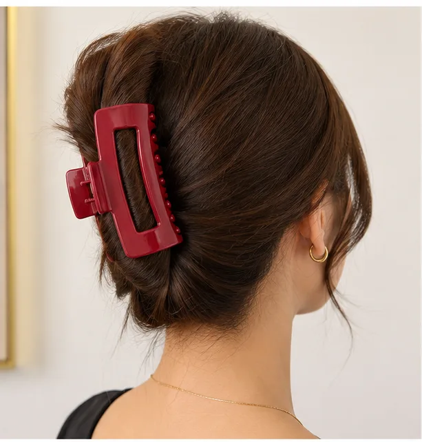 Lifestyle view of Clutcher Clip for Women | Secure Grip Hair Accessory